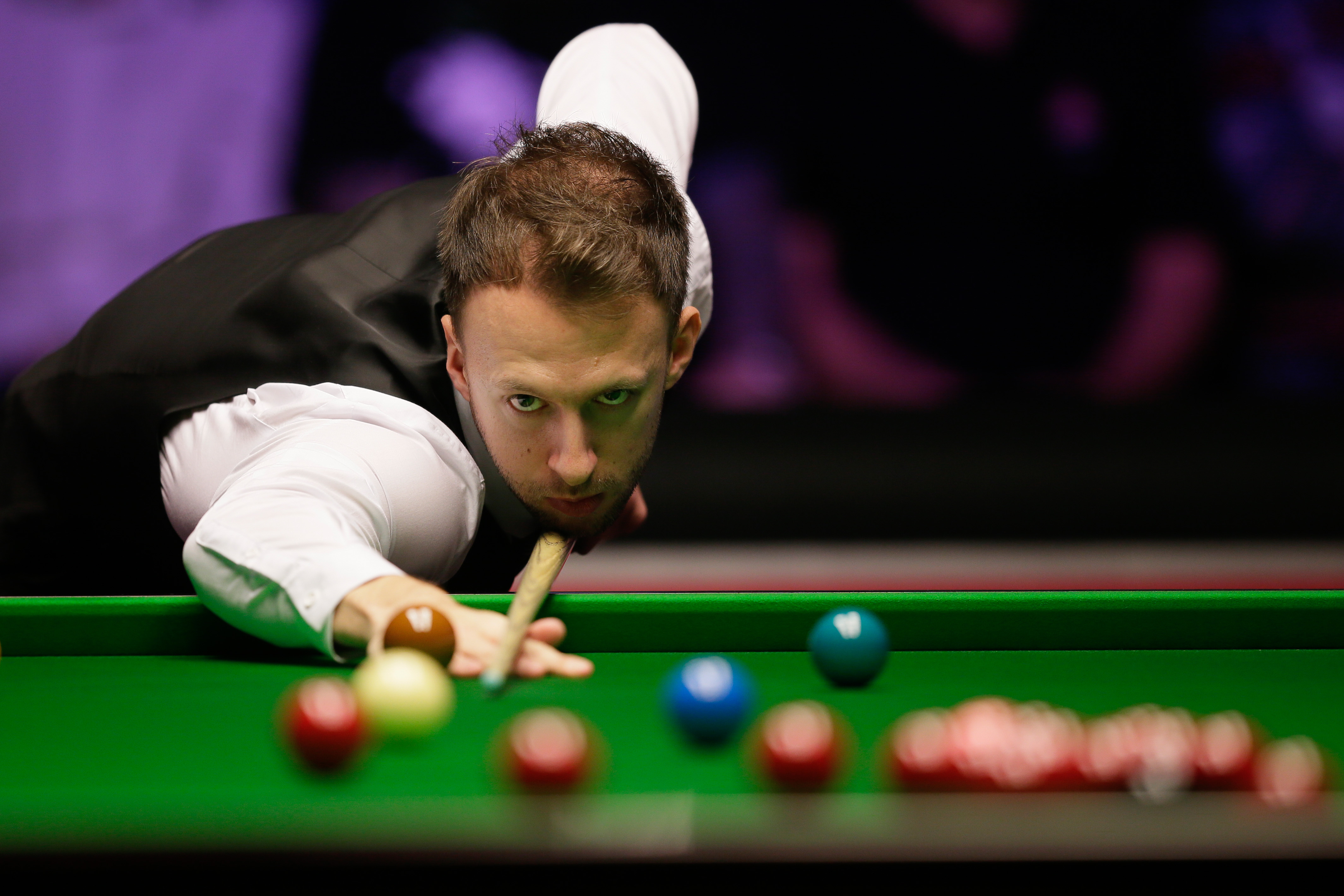 中场则依靠 中场则依靠